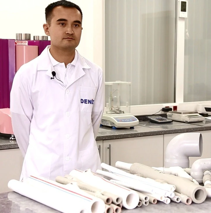 Специалист лаборатории DENIZ PLAST